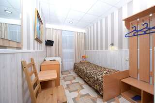 Гостиница LeoHotels Знаменская Санкт-Петербург Одноместный номер с общей ванной комнатой и мини-кухней-2