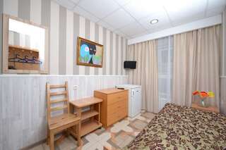 Гостиница LeoHotels Знаменская Санкт-Петербург Одноместный номер с общей ванной комнатой и мини-кухней-5